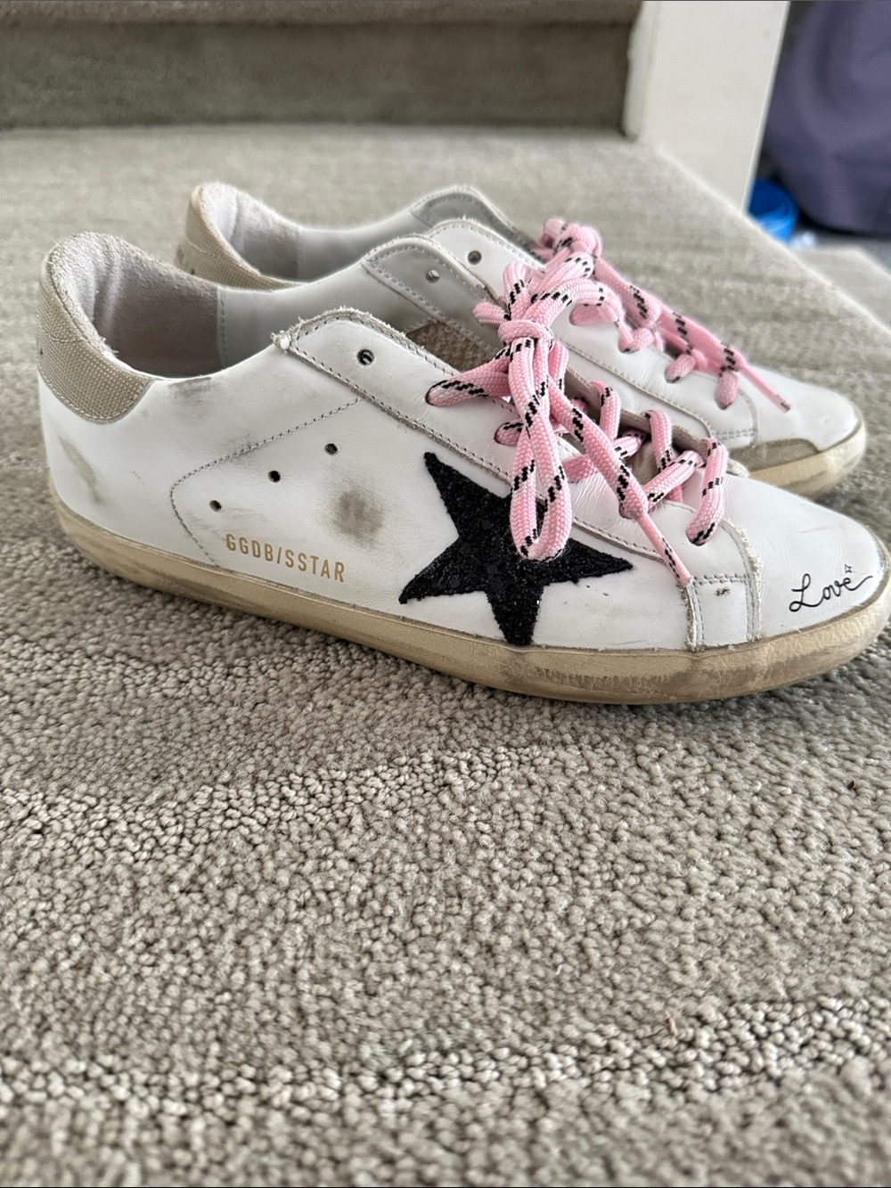 Golden Goose- White Leather Sneakers with Pink Laces - Picture 3 of 10